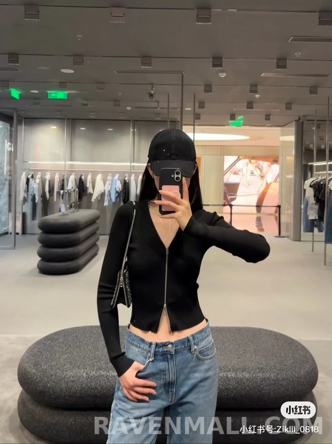 알렉산더 왕 알렉산더 왕 리브드 V넥 긴팔 가디건 상세 이미지