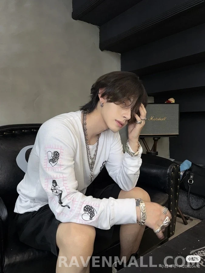 크롬하츠 크롬하츠 데들리돌 콜라보 그래픽 긴팔 티셔츠 상세 이미지