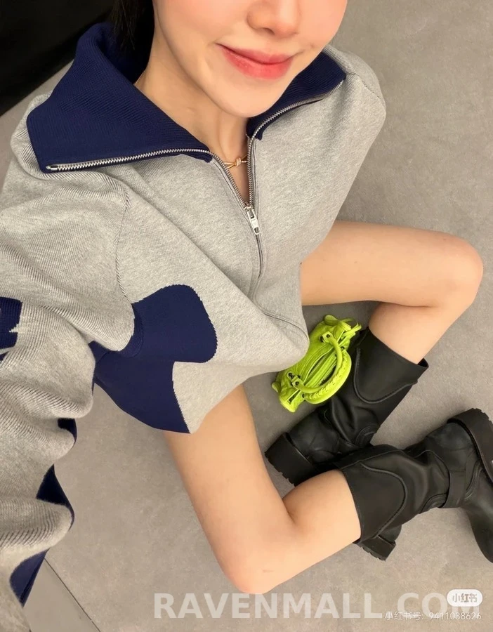 발렌시아가 발렌시아가 배색 로고 집업 니트 상세 이미지