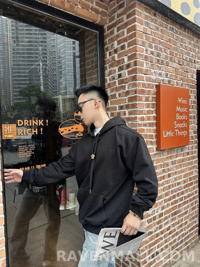 베르사체 베르사체 메두사 자수 로고 후드 맨투맨 상세 이미지