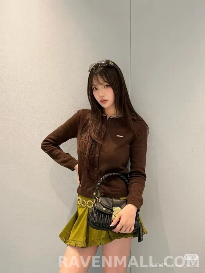 미우미우 미우미우 자수 펀칭 카라 니트 가디건 상세 이미지