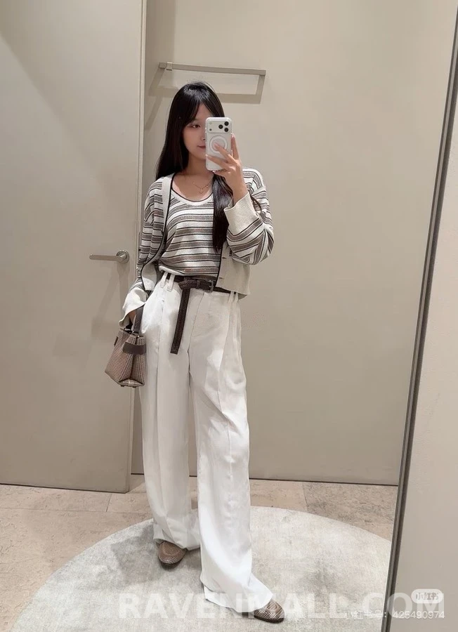 브루넬로 쿠치넬리 브루넬로 쿠치넬리 배색 스트라이프 V넥 가디건 상세 이미지