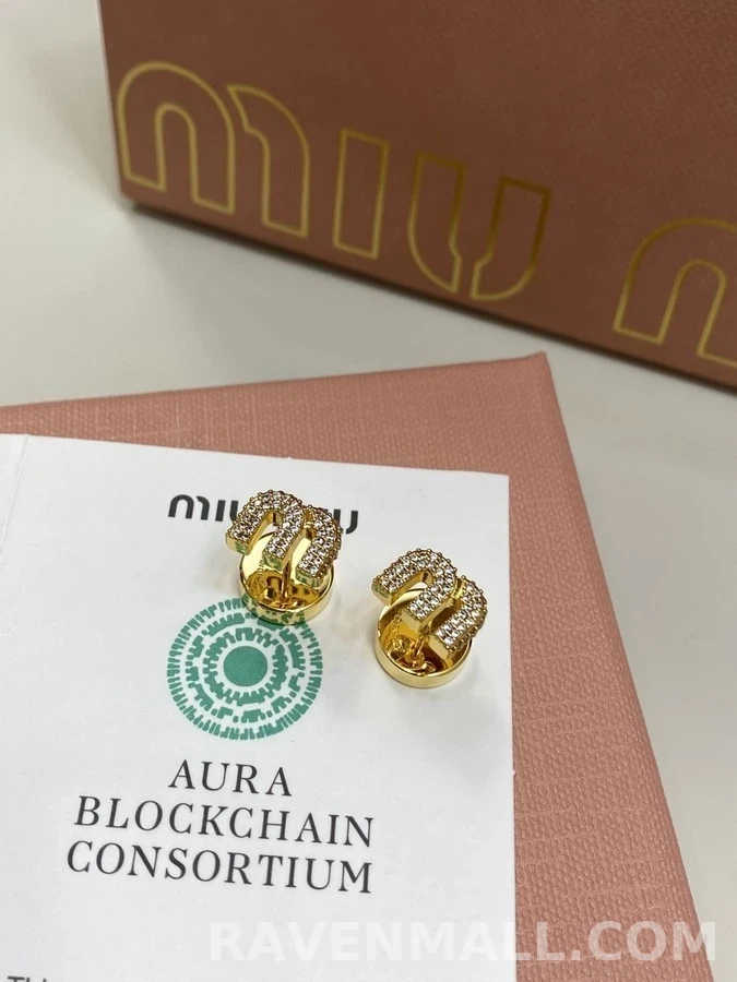 미우미우 미우미우 M 로고 다이아몬드 귀걸이 상세 이미지