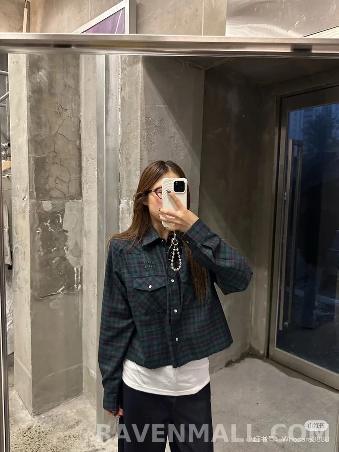미우미우 미우미우 크롭 플래드 더블 포켓 셔츠 상세 이미지