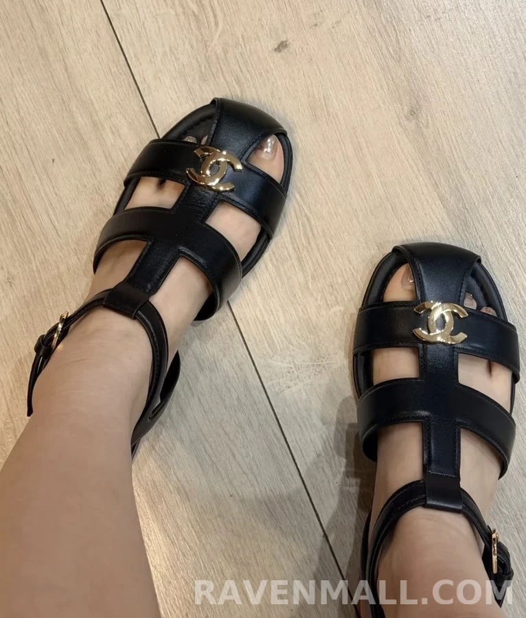 샤넬 샤넬 로고 로마 스트랩 샌들 상세 이미지