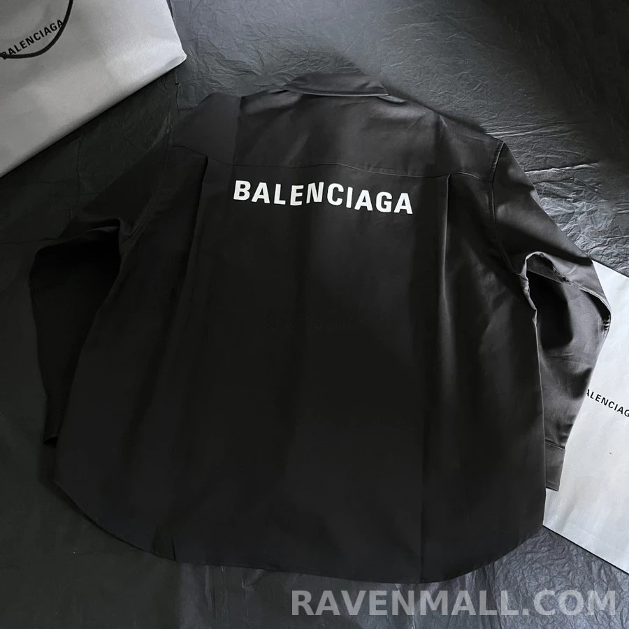 발렌시아가 발렌시아가 후면 레터링 로고 셔츠 상세 이미지