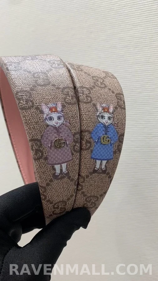구찌 구찌 모노그램 고양이 커프 팔찌 상세 이미지