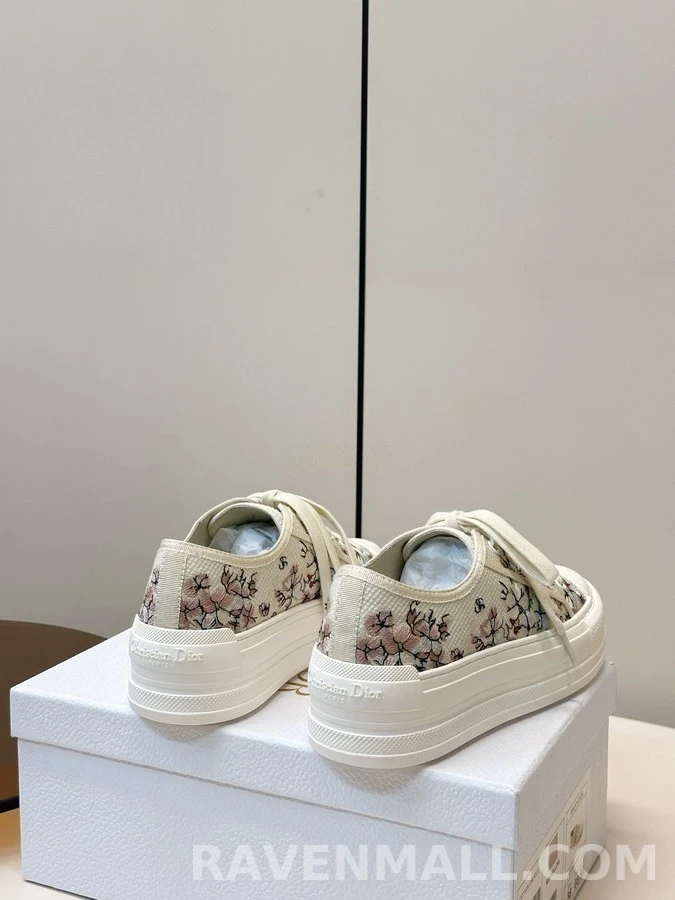 디올 디올 워크앤 모노그램 자수 플랫폼 스니커즈 상세 이미지
