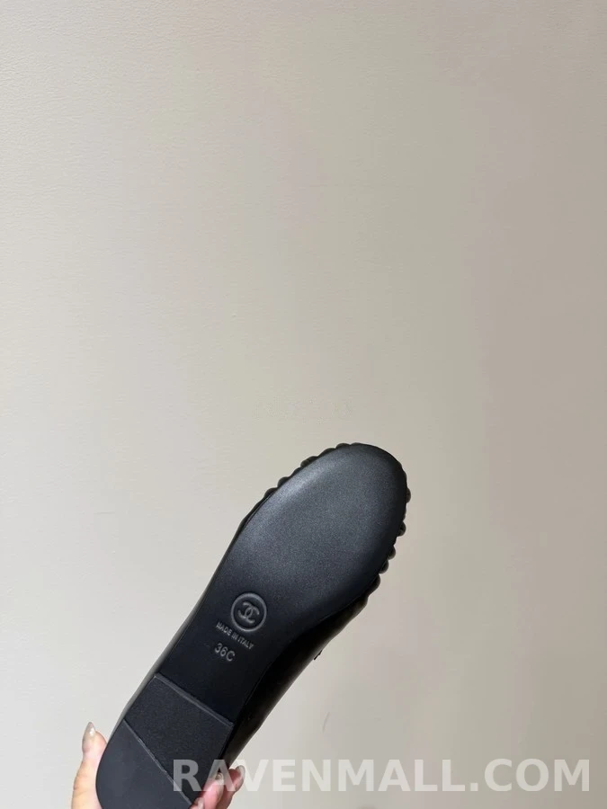 샤넬 샤넬 주름 장식 더블 C 로퍼 상세 이미지