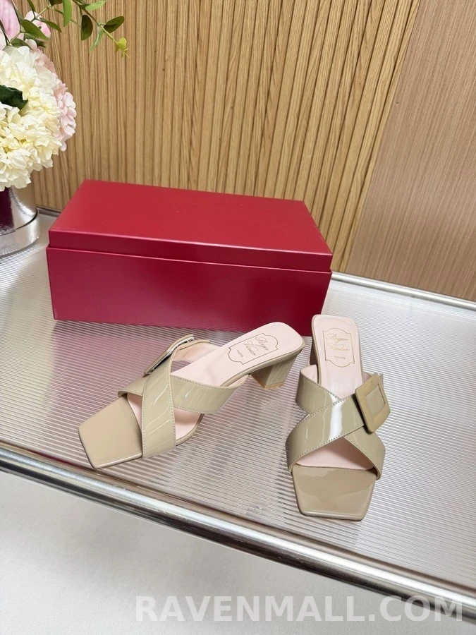 로저 비비에 로저비비에 스퀘어 버클 뮬 샌들 상세 이미지