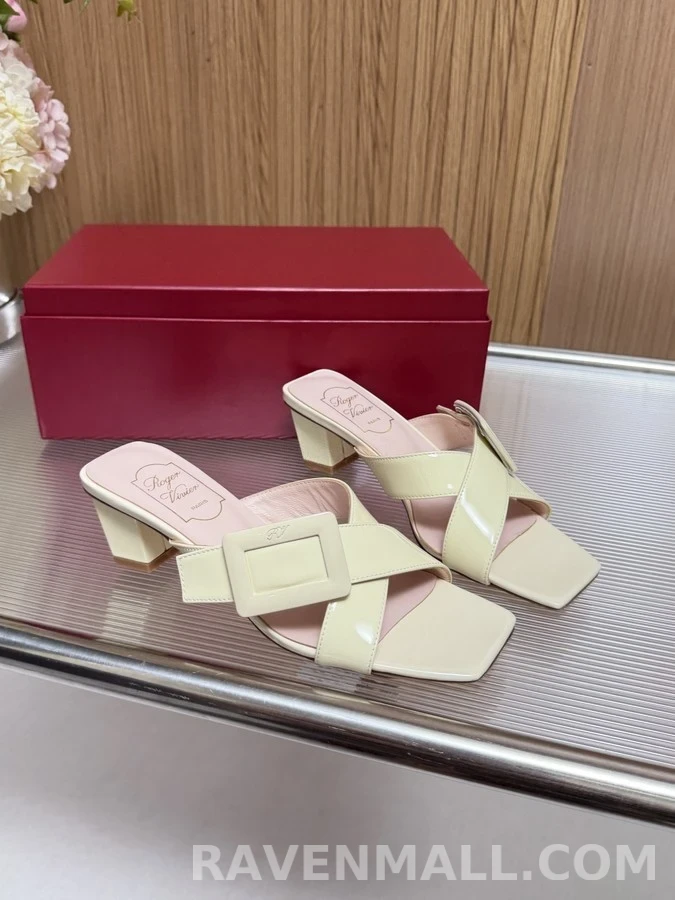 로저 비비에 로저비비에 사각 버클 교차 스트랩 뮬 샌들 상세 이미지