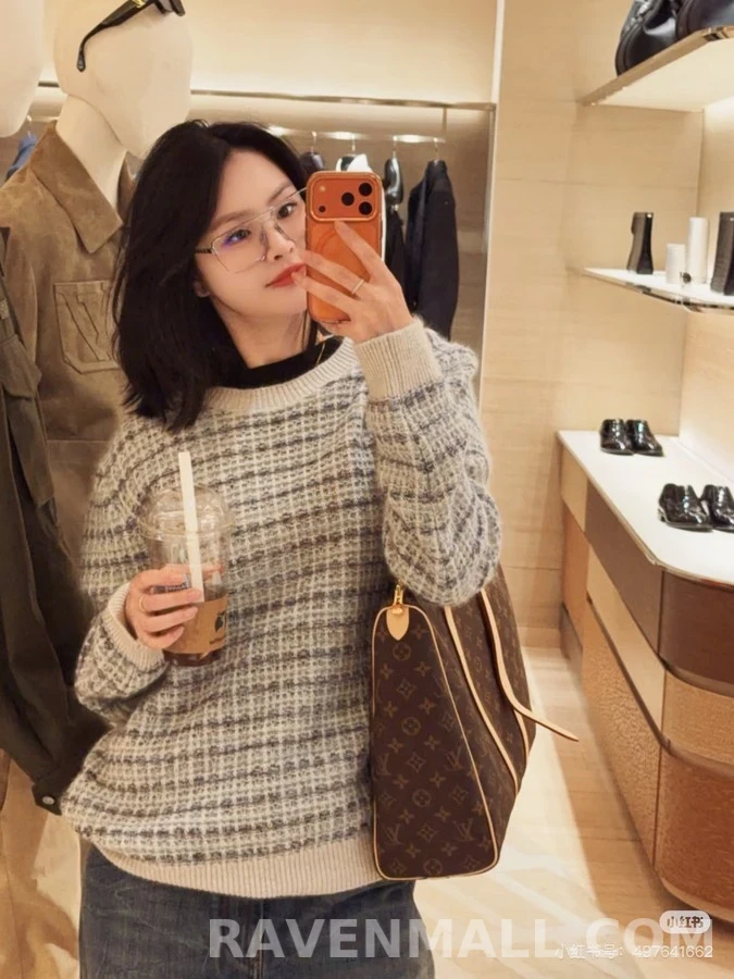 루이비통 루이비통 스트라이프 니트 스웨터 상세 이미지