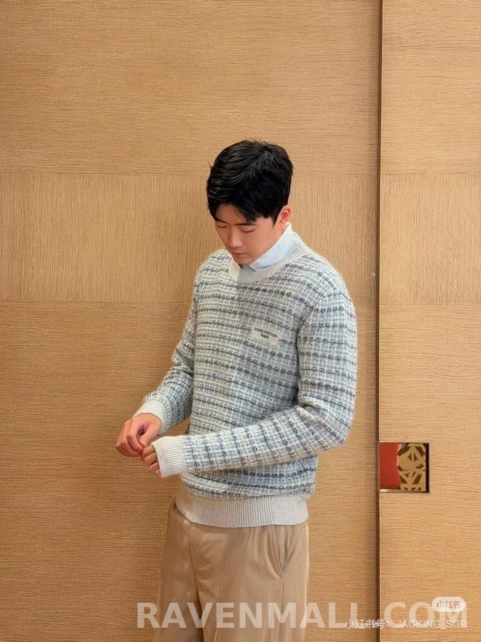 루이비통 루이비통 스트라이프 니트 스웨터 상세 이미지
