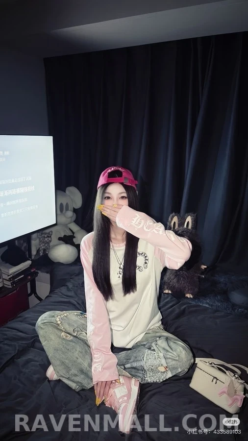 크롬하츠 크롬하츠 배색 래글런 긴팔 티셔츠 상세 이미지