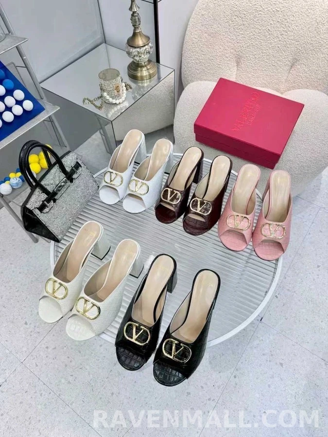 발렌티노 발렌티노 V 로고 크록 엠보 뮬 상세 이미지