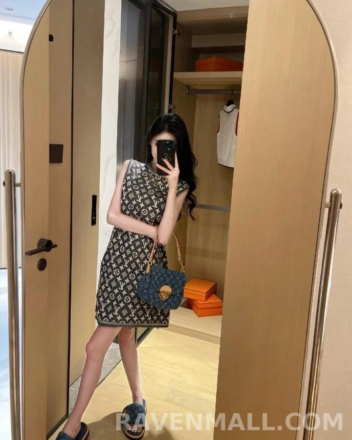루이비통 루이비통 모노그램 패디드 슬라이드 샌들 상세 이미지