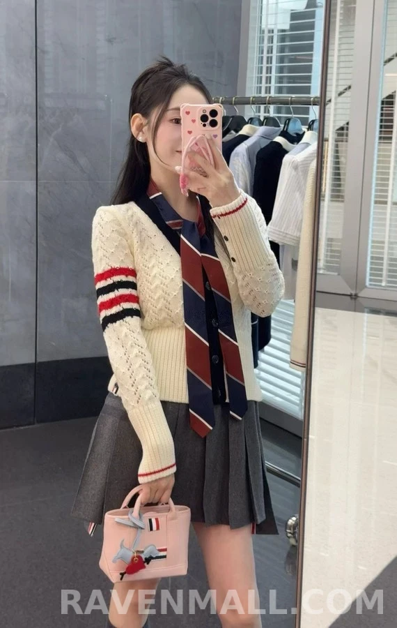 톰브라운 톰브라운 스트라이프 오픈워크 가디건 상세 이미지