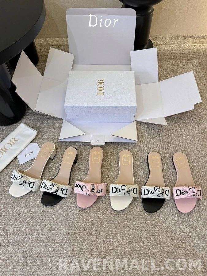 디올 디올 레터링 캔버스 플랫 샌들 상세 이미지