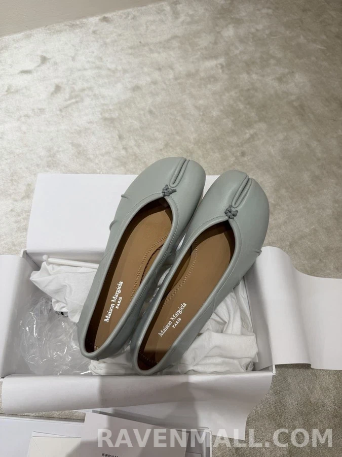 메종 마르지엘라 메종마르지엘라 타비 레더 플랫 상세 이미지