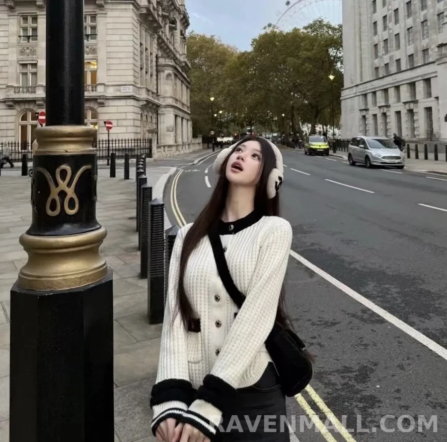 샤넬 샤넬 배색 로고 가디건 상세 이미지