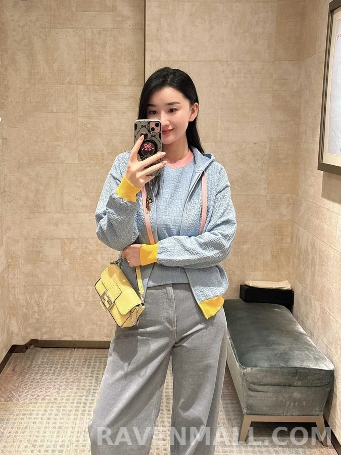 펜디 펜디 배색 니트 후드집업 상세 이미지