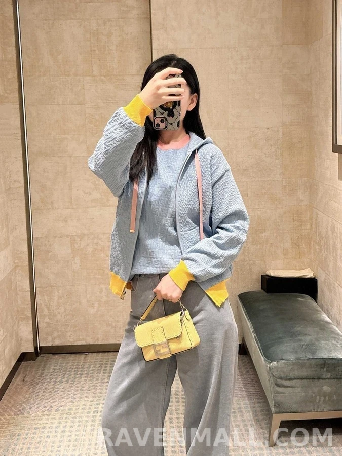 펜디 펜디 배색 니트 후드집업 상세 이미지
