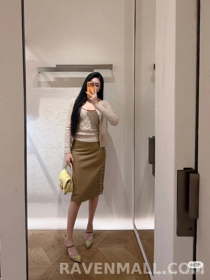 펜디 펜디 펀칭 배색 긴팔 티셔츠 상세 이미지