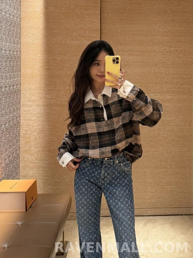 루이비통 루이비통 배색 카라 체크 긴팔 티셔츠 상세 이미지
