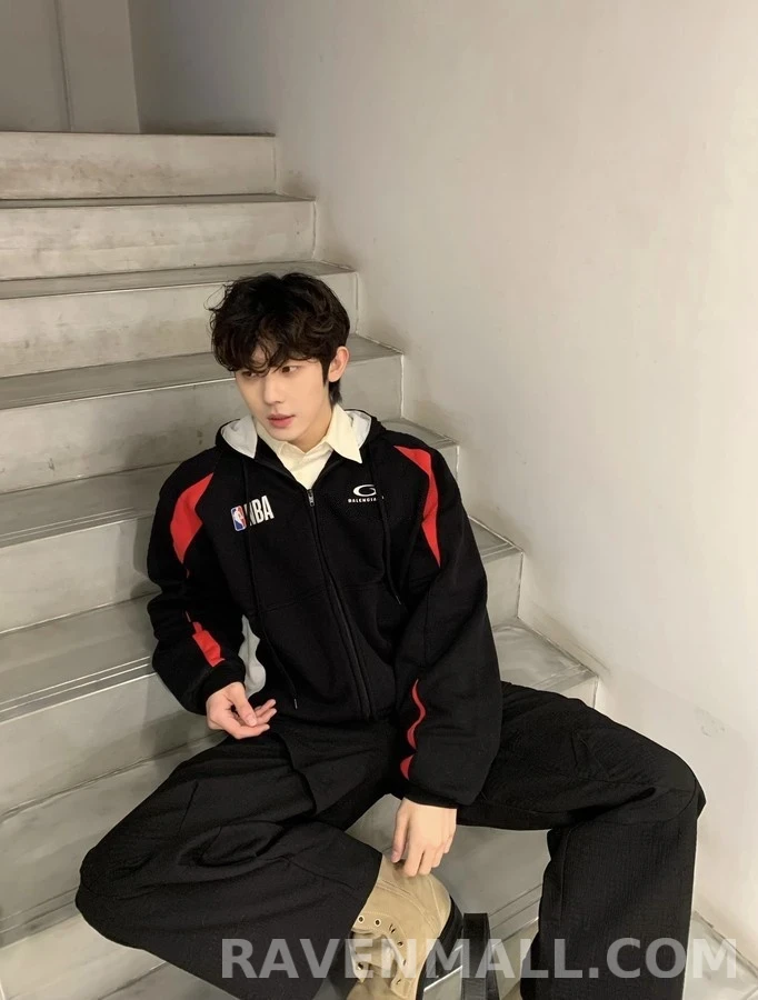 발렌시아가 발렌시아가 NBA 배색 후드 집업 상세 이미지