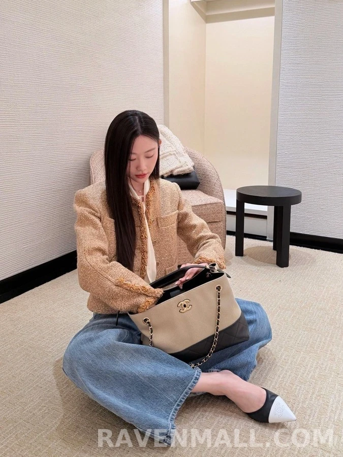 샤넬 샤넬 투톤 로고 슬링백 힐 상세 이미지