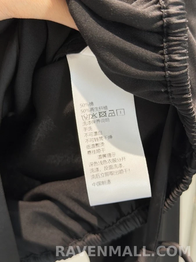 생로랑 세인트로랑 로고 새틴 드로스트링 셔츠 상세 이미지