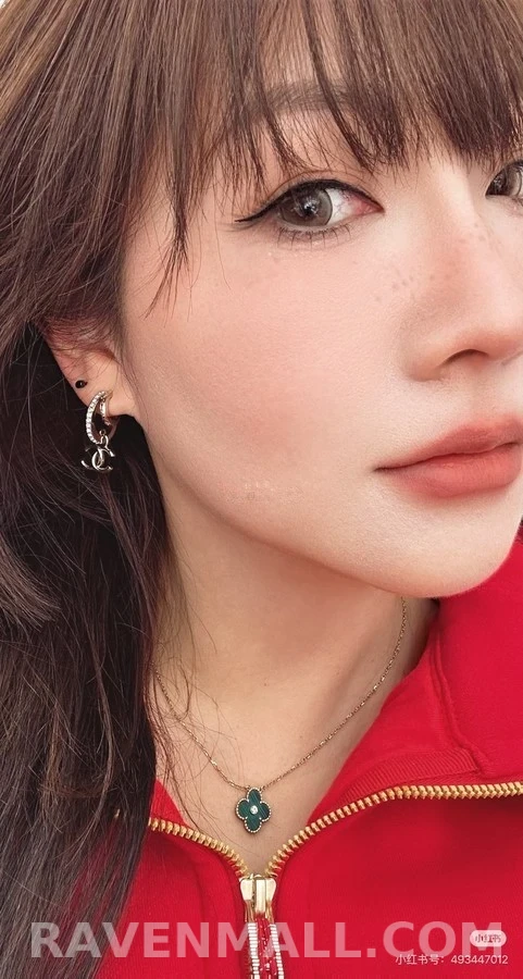 샤넬 샤넬 더블 C 다이아몬드 후프 귀걸이 상세 이미지
