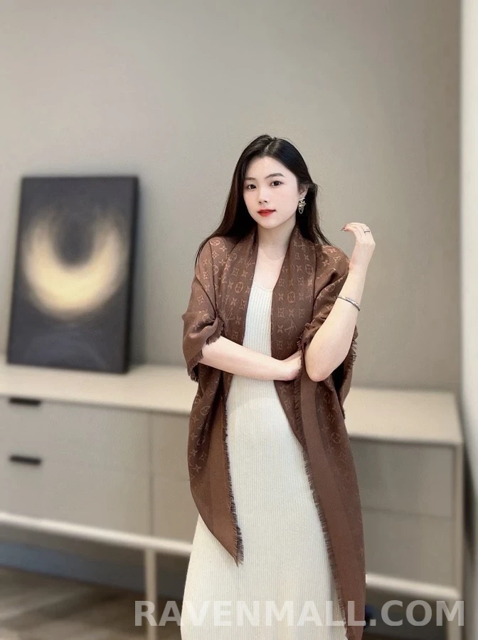 루이비통 루이비통 모노그램 숄 상세 이미지