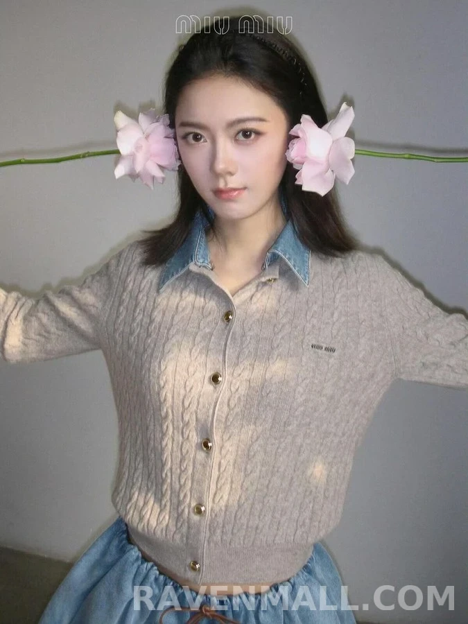 미우미우 미우미우 데님 카라 케이블 니트 가디건 상세 이미지