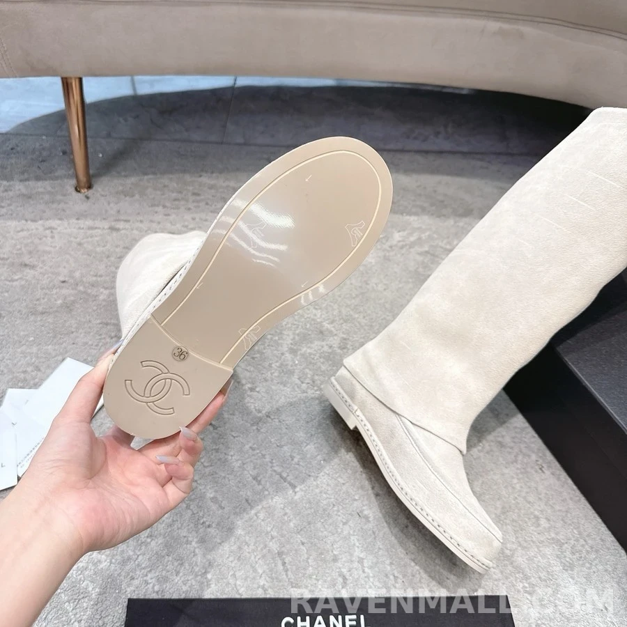 샤넬 샤넬 더블 C 스웨이드 롱 부츠 상세 이미지
