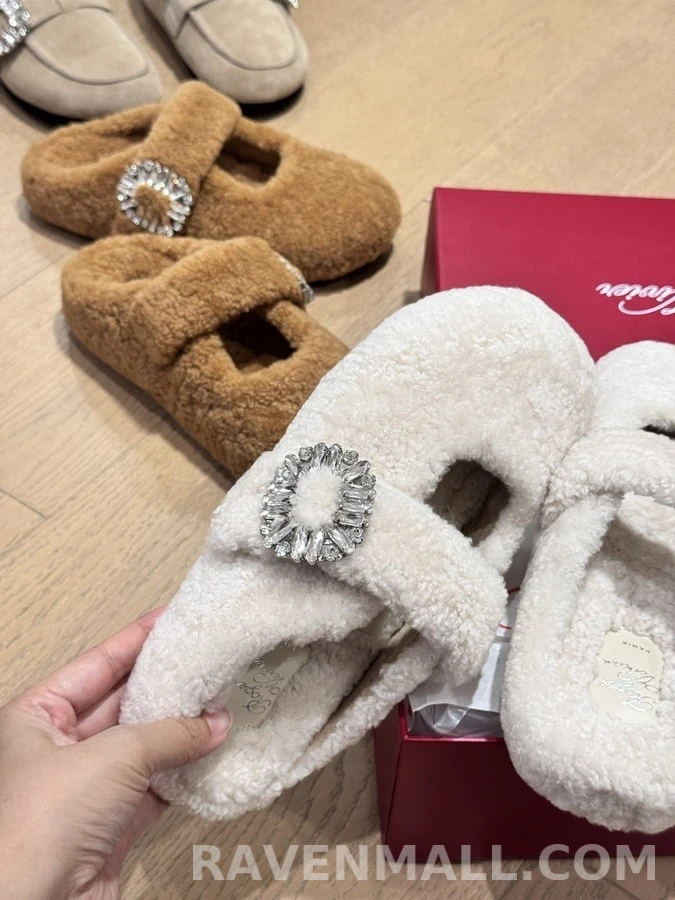 로저 비비에 로저비비에 크리스탈 버클 양모 슬리퍼 상세 이미지