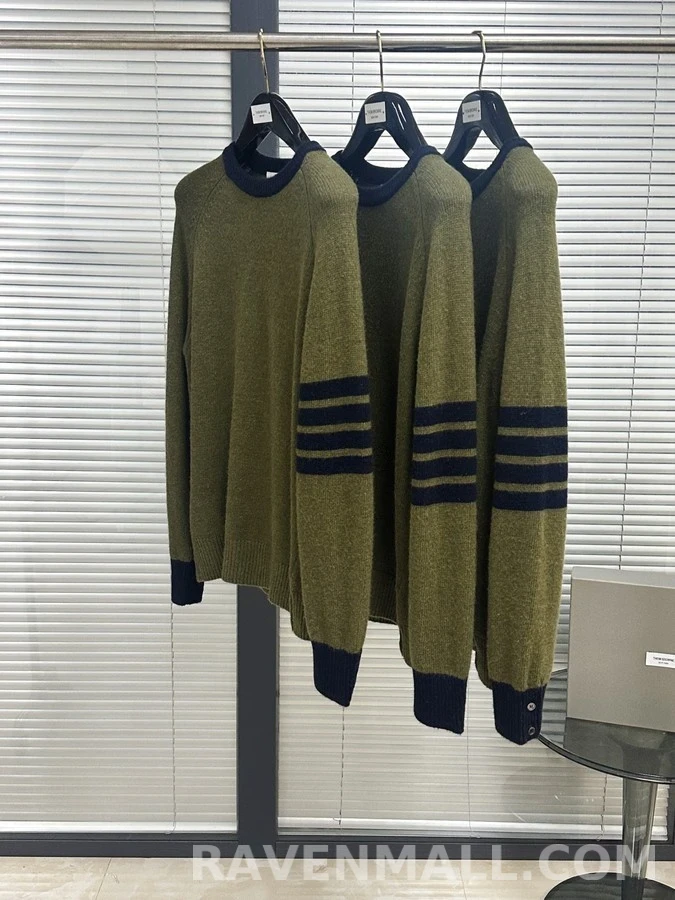 톰브라운 톰브라운 스트라이프 니트 상세 이미지