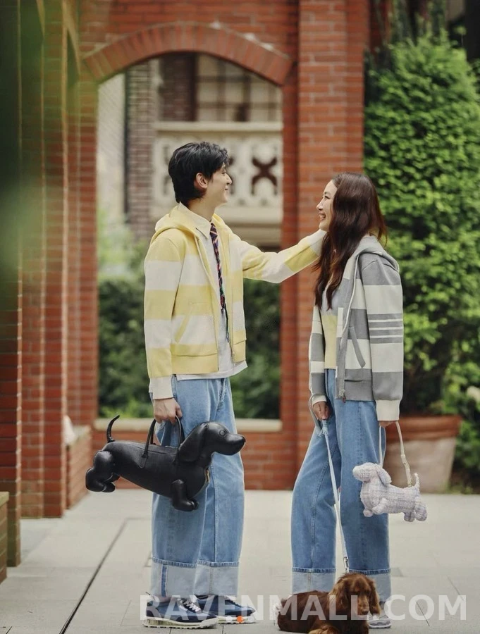 톰브라운 톰브라운 스트라이프 니트 후드 집업 상세 이미지