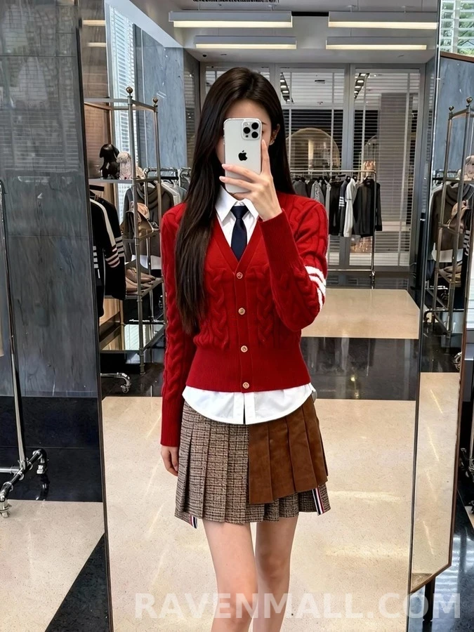 톰브라운 톰브라운 스트라이프 케이블 니트 가디건 상세 이미지