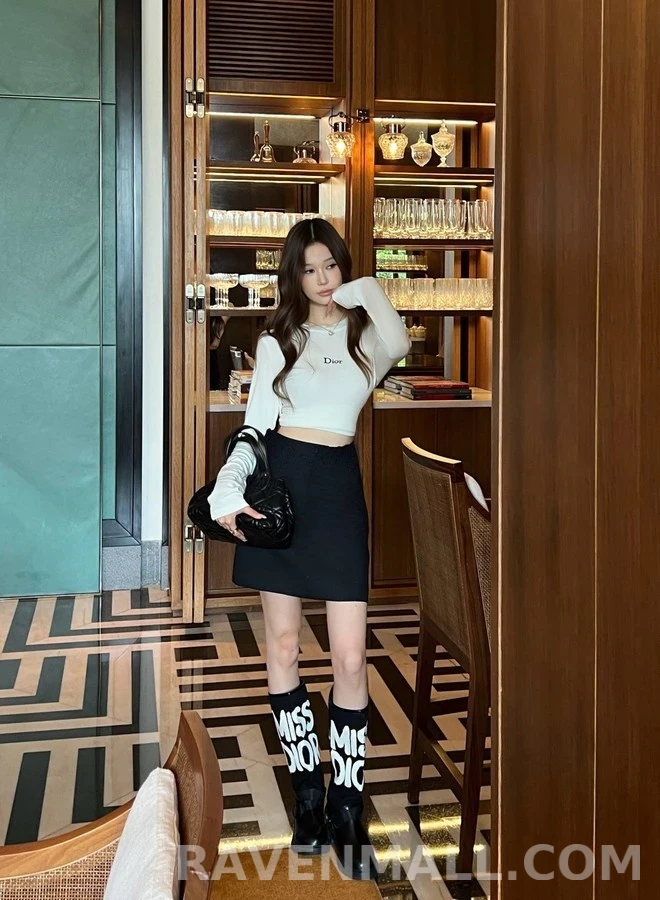 디올 디올 레터링 긴팔 티셔츠 상세 이미지