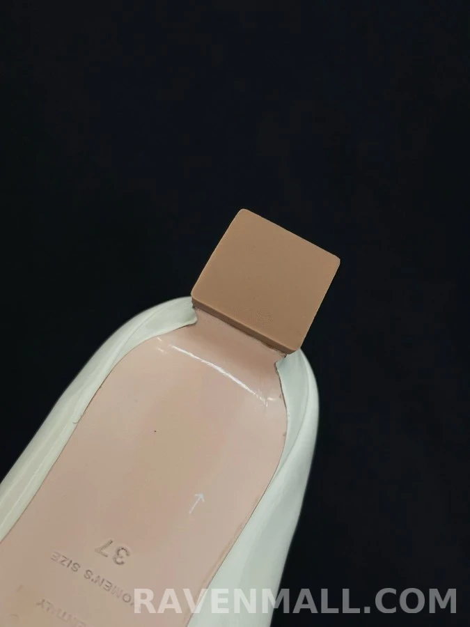 로저 비비에 로저비비에 사각 버클 키튼힐 펌프스 상세 이미지