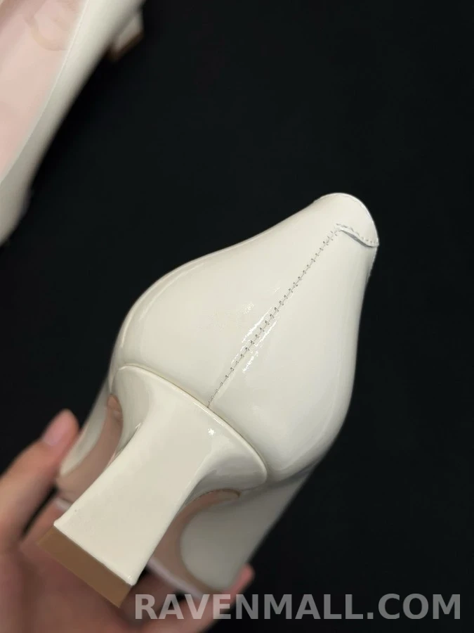 로저 비비에 로저비비에 사각 버클 키튼힐 펌프스 상세 이미지