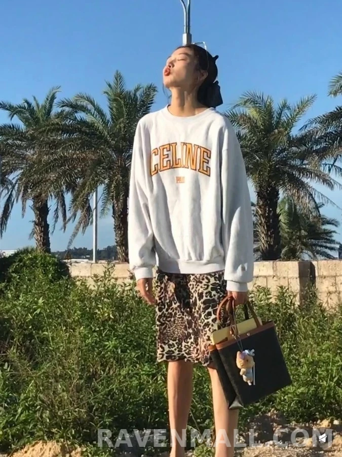 셀린느 셀린느 아치 레터링 맨투맨 상세 이미지