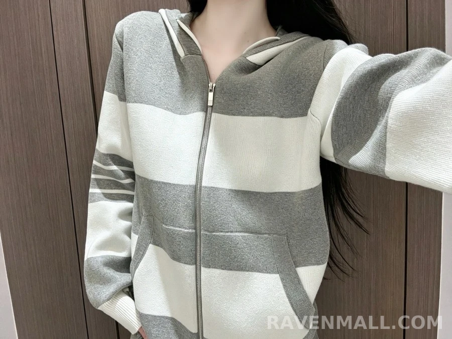 톰브라운 톰브라운 스트라이프 독 자수 후드 집업 상세 이미지