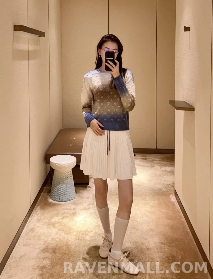 루이비통 루이비통 그라데이션 모노그램 니트 상세 이미지
