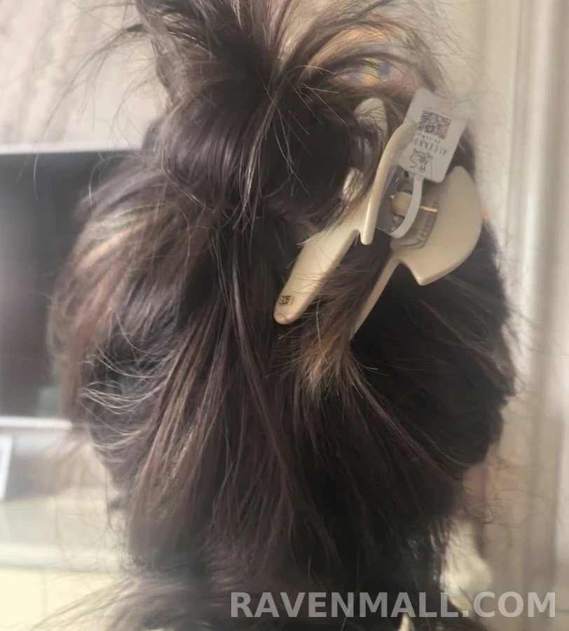 알렉산더 맥퀸 알렉산더 맥퀸 진주 헤어 클립 상세 이미지