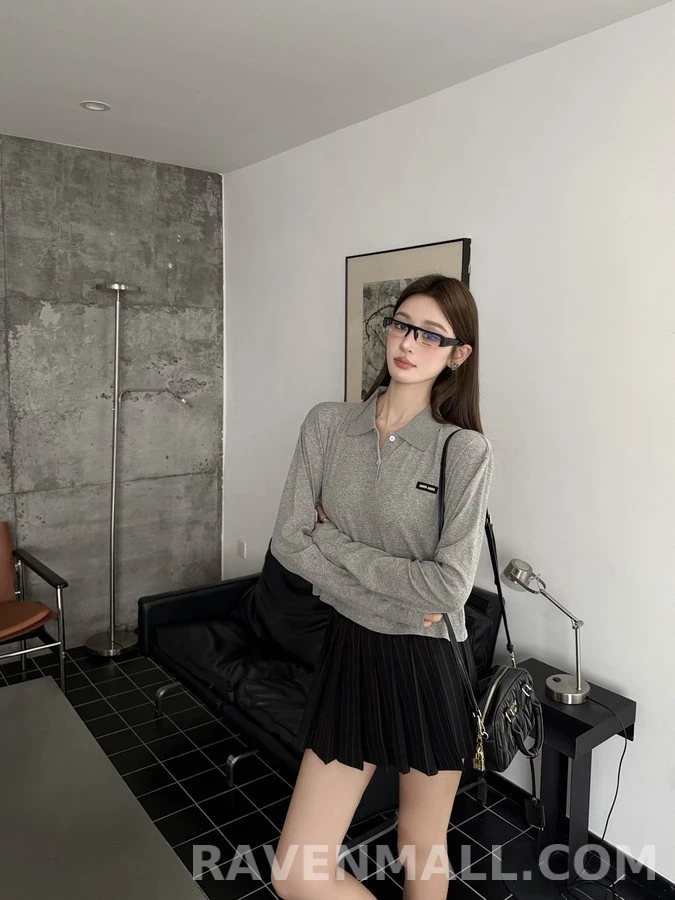 미우미우 미우미우 로고 크롭 폴로 긴팔 티셔츠 상세 이미지