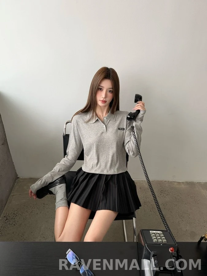 미우미우 미우미우 로고 크롭 폴로 긴팔 티셔츠 상세 이미지