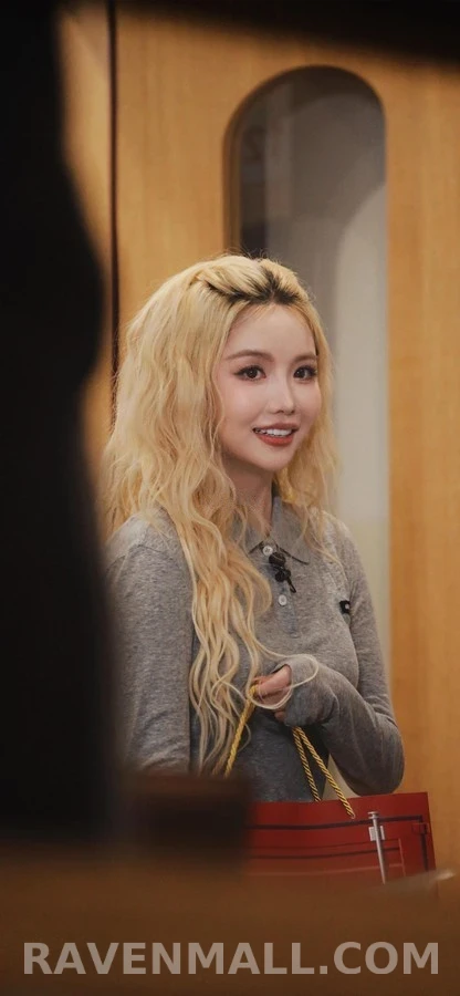 미우미우 미우미우 로고 크롭 폴로 긴팔 티셔츠 상세 이미지