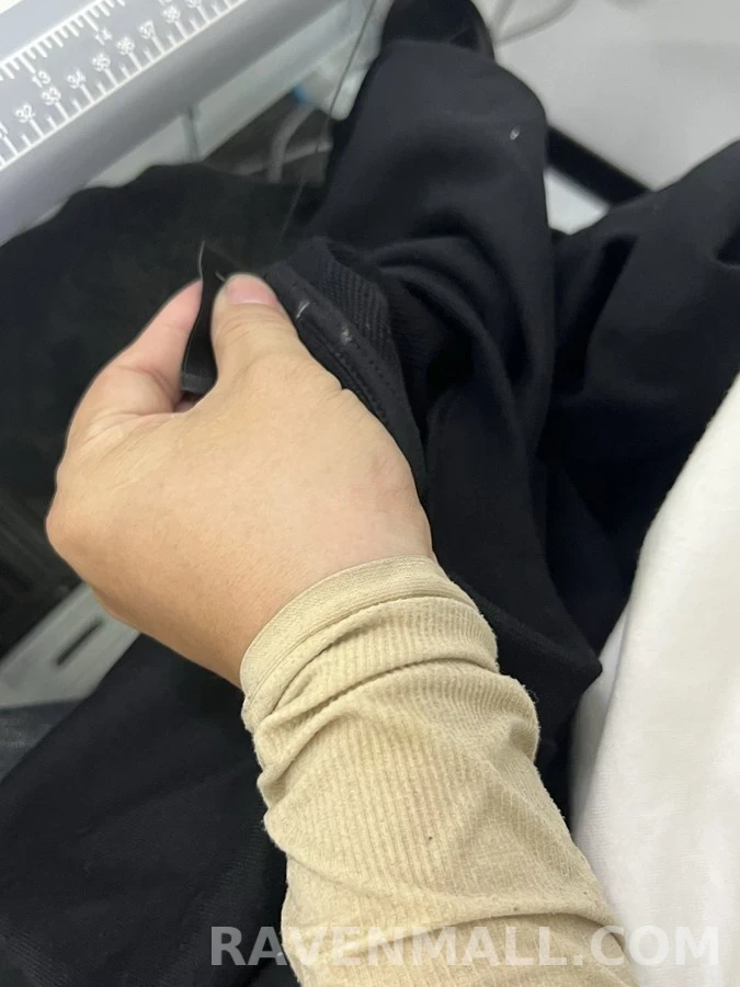 몽클레어 몽클레어 중첩 로고 맨투맨 상세 이미지
